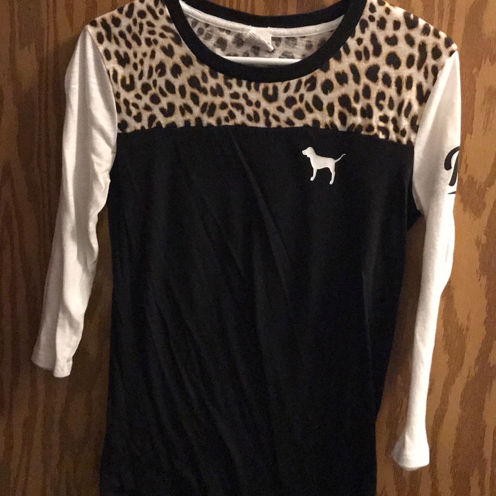 PINK Victoria’s Secret long sleeve top